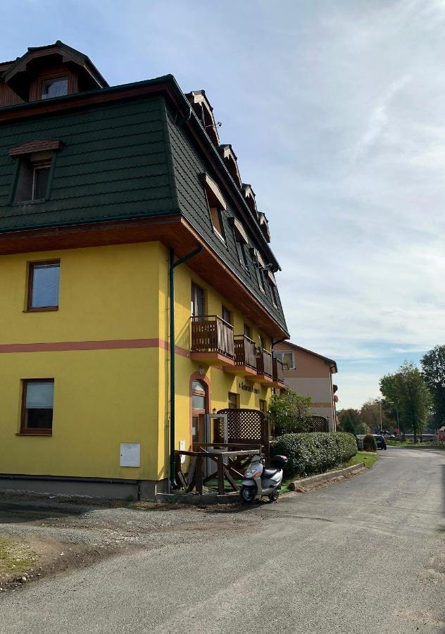 2-Izbovy Apartman Mlynica S Balkonom Exterior photo